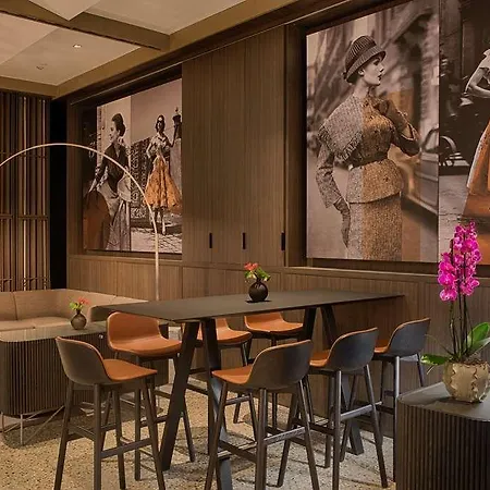 Hotel Nh Collection Life 4*