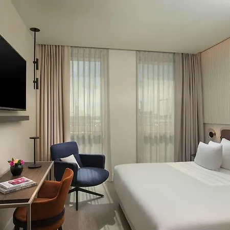 Nh Collection Life Hotel 4*